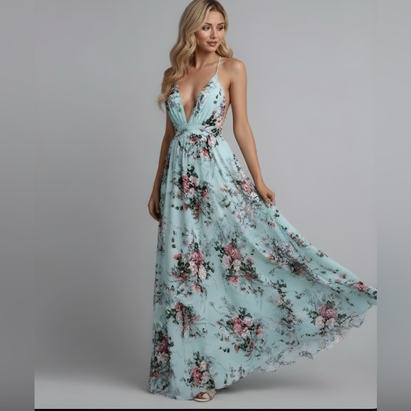 Dresses & Skirts - Boho Criss Cross Backless Floral Maxi Dress